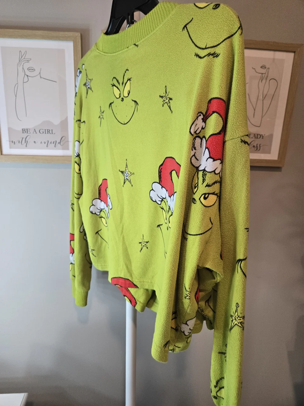 American Eagle Outfitters Lime Green Grinch Print Pajama Set